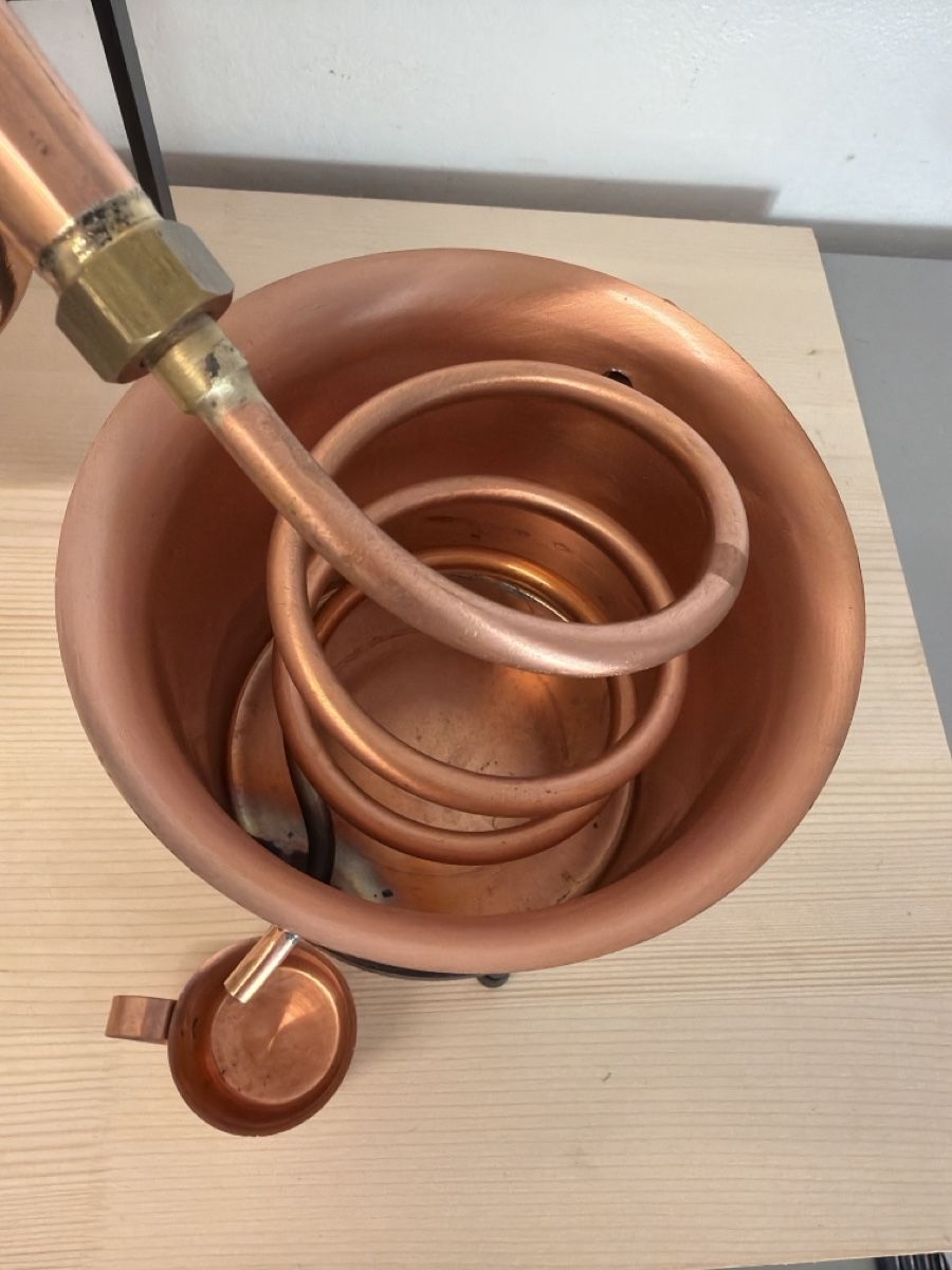 Elettrodomestici da cucina: Destillierapparat Kupfer mit Thermometer – Usato da Adligenswil venduto da goverla11 1