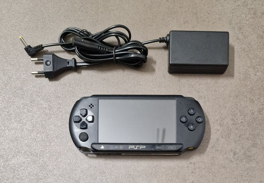 PSP Street / PSP E1004 schnelle Lieferung! Kaufen auf Ricardo