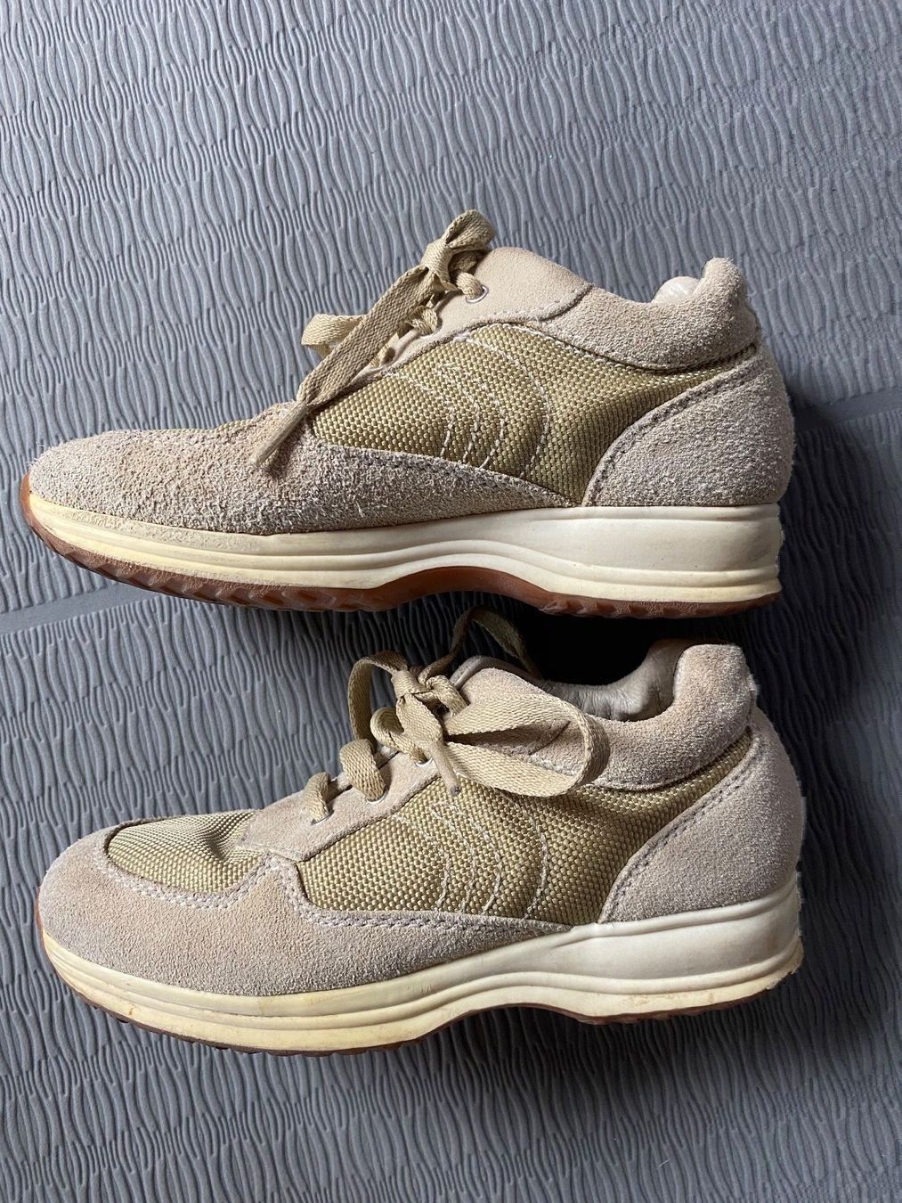 Scarpe per ragazze: Geox Schuhe für Kinder – Usato da Altendorf venduto da Jeshy15 1