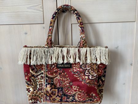 extravagante Handtasche