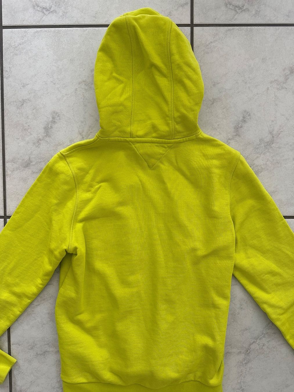 Tommy Hilfiger Maglioni & Felpe: Tommy Hilfiger Hoodie – Nuovo (secondo la descrizione) da Steffisburg venduto da Rojan5041 1