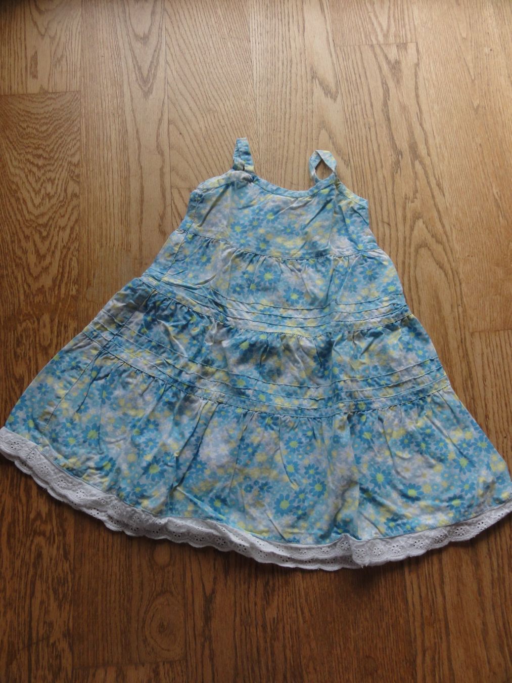 Robes et jupes: Röckli Gr. 92 – D'occasion à Riedholz par Taweva