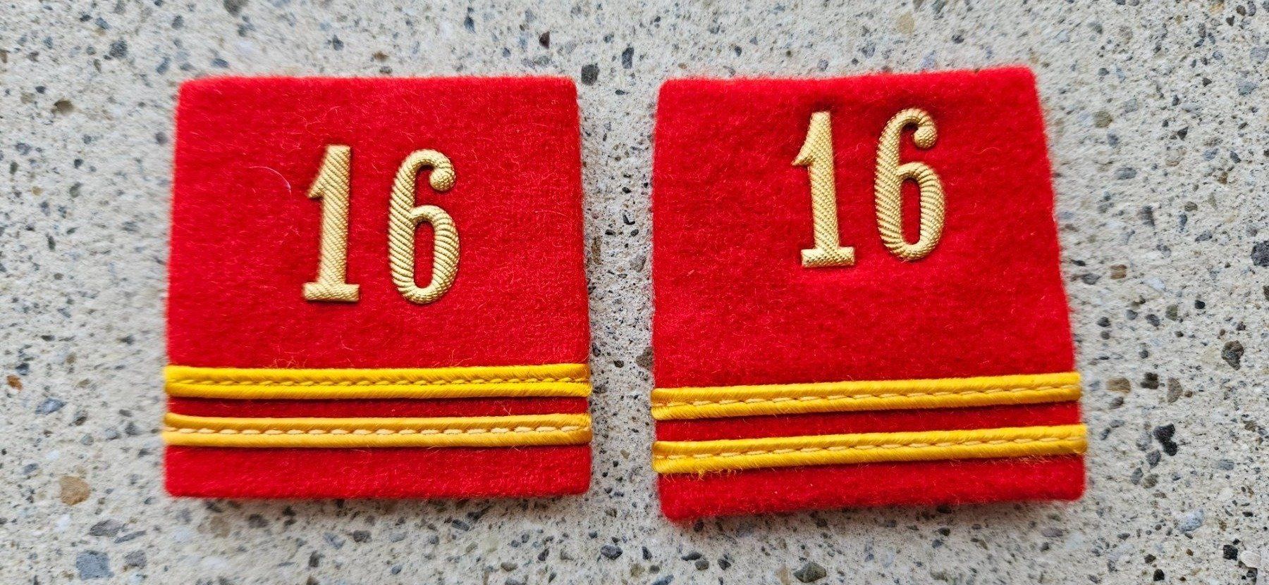 Schweizer Armee Placchette & Badge: *** Patten /Schulterschlaufen mit Nummer *** – Usato da Riedholz venduto da fr_sIruP