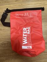 Roter Waterproof Bag 10L neu