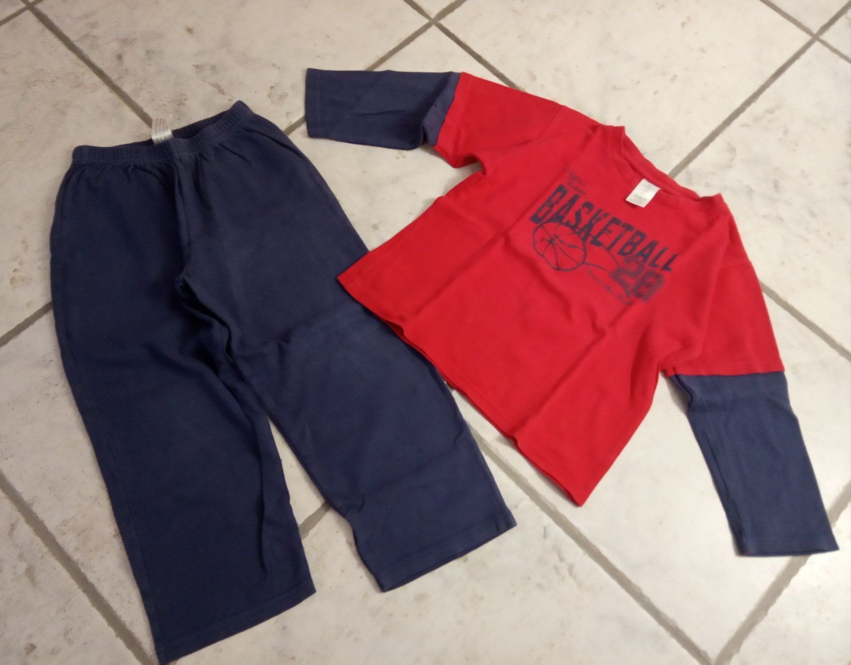 Lotti & Set di vestiti: Kleiderpaket Jungen Größe 110 – Usato da Chur venduto da Rodanisa 6