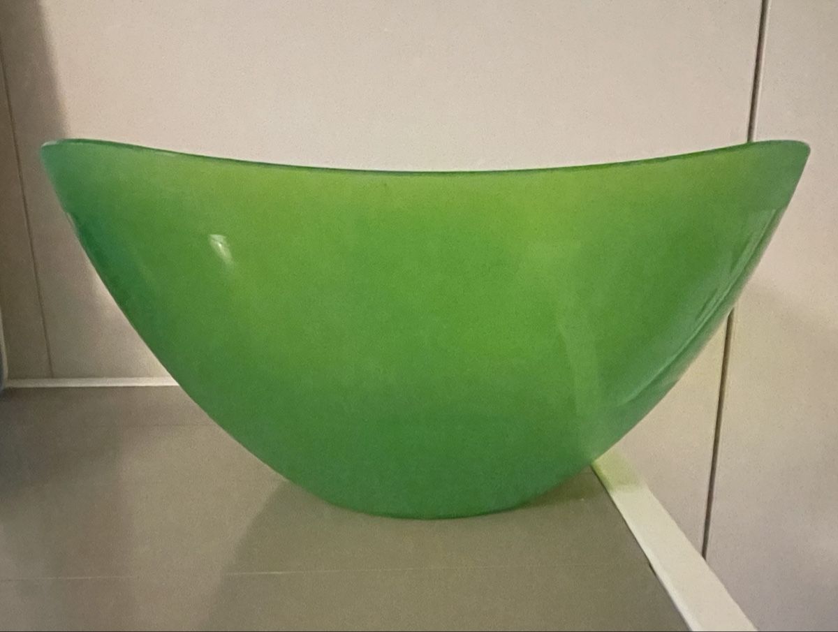 Piatti di portata: Saladier vert en très bon état – Usato da Fribourg venduto da Obiwan22