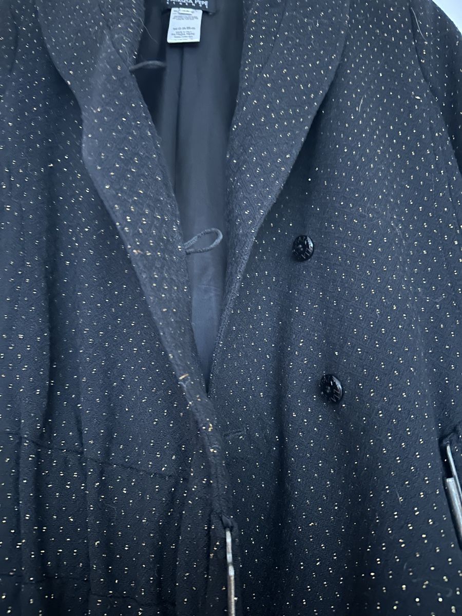 Patrizia Pepe Cappotti: Patrizia Pepe Black & Gold Coat – Nuovo (secondo la descrizione) da Binningen venduto da can_s2yh 5