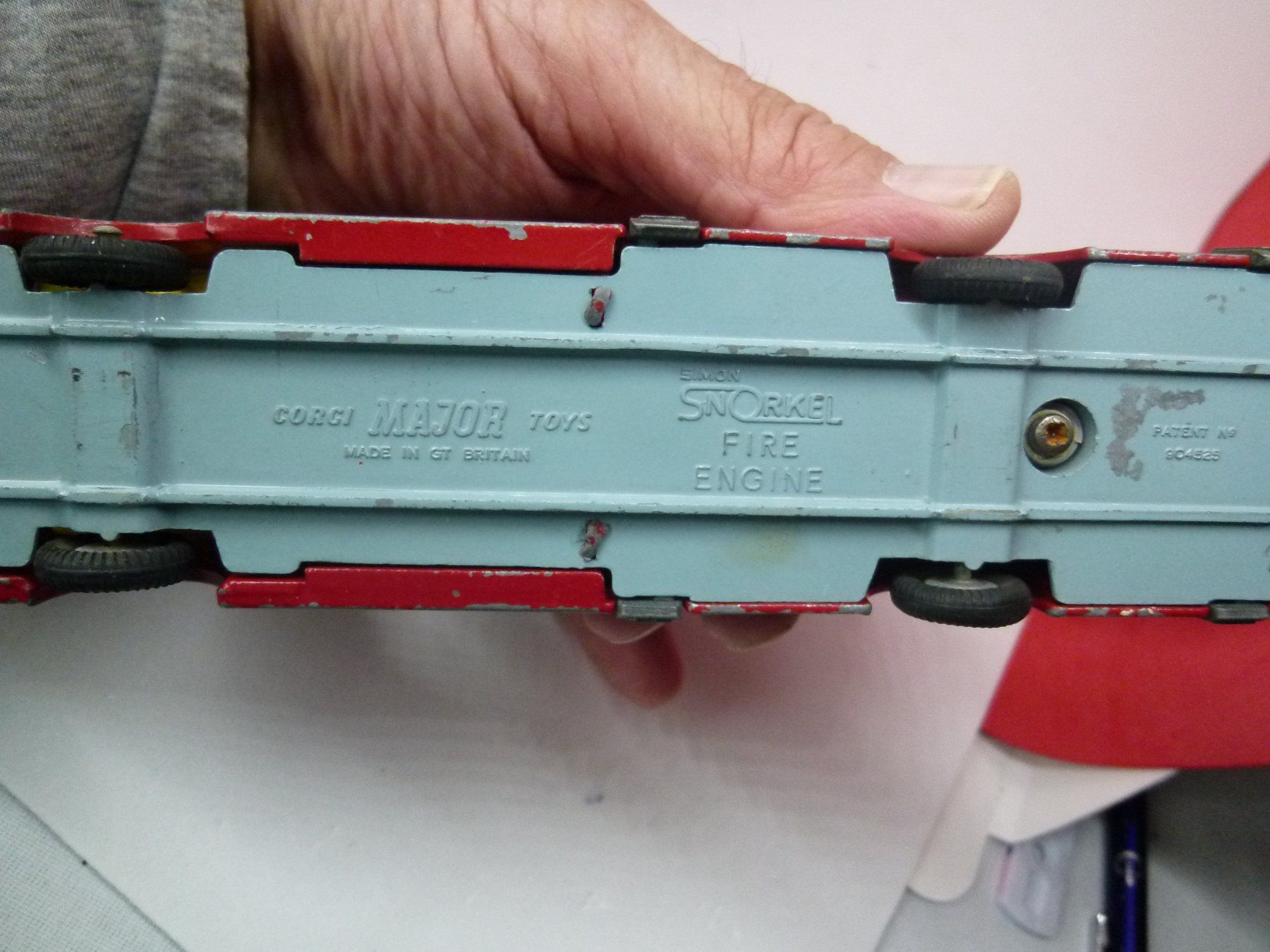 Corgi Toys Modellini d'auto: Corgi Mayor - "Simon SNORKEL" Fire Engine - guter Zustand – Usato da Reiden venduto da Aston2 3