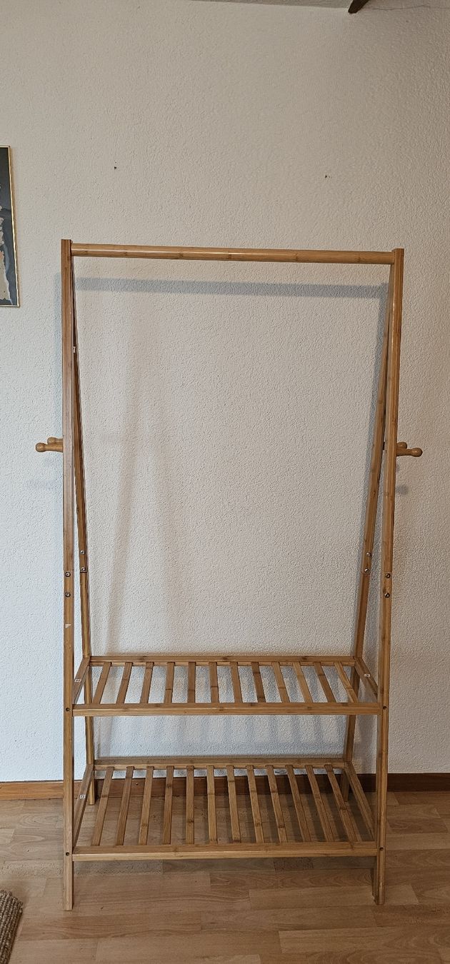 Ikea Garderobe: Kleiderständer Bambus – Gebraucht aus Suberg von nat_qvg5