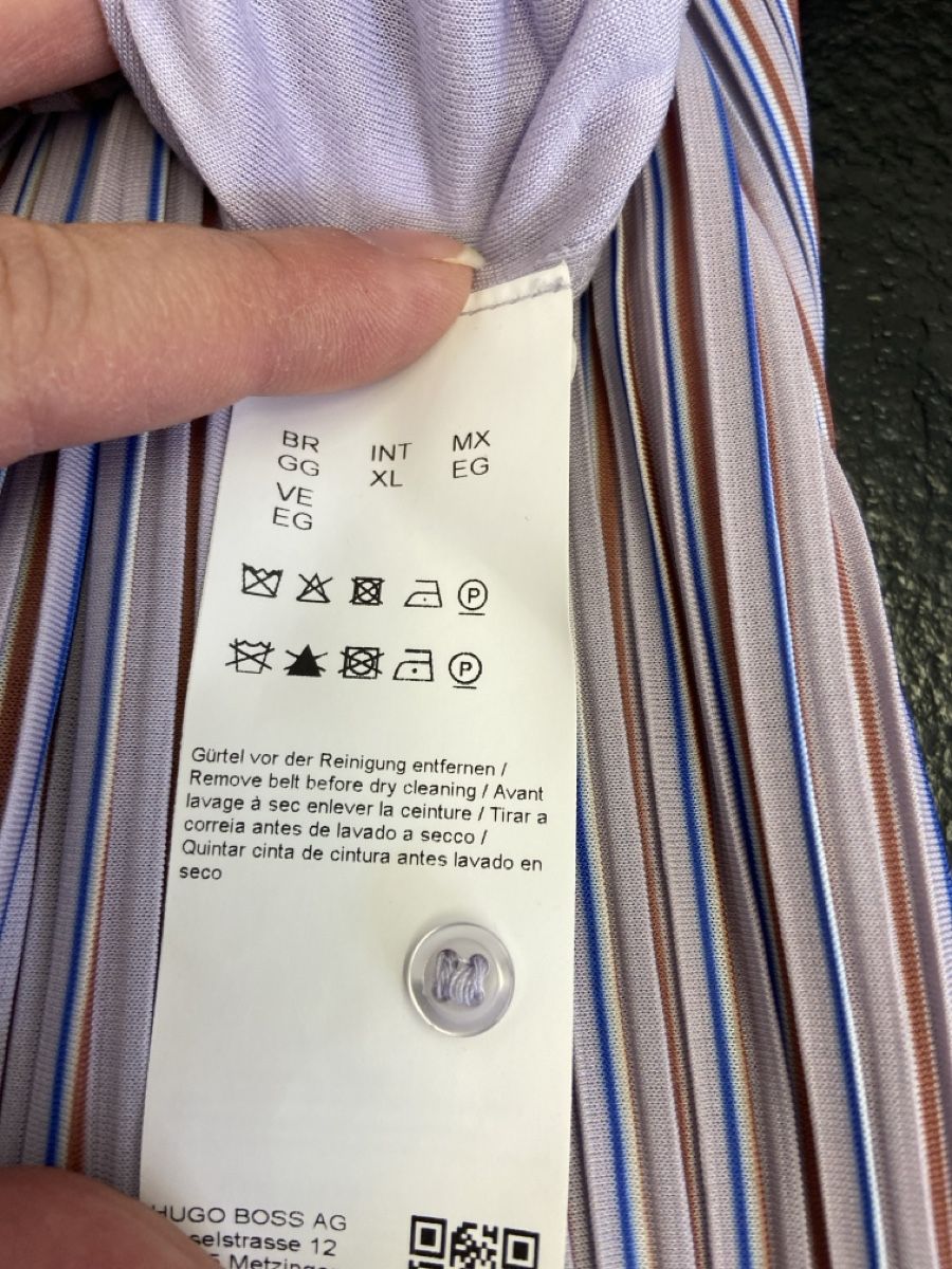 Hugo Boss Robes: Hugo Boss Kleid mega – D'occasion à Olten par AtelierSecondhand23 3