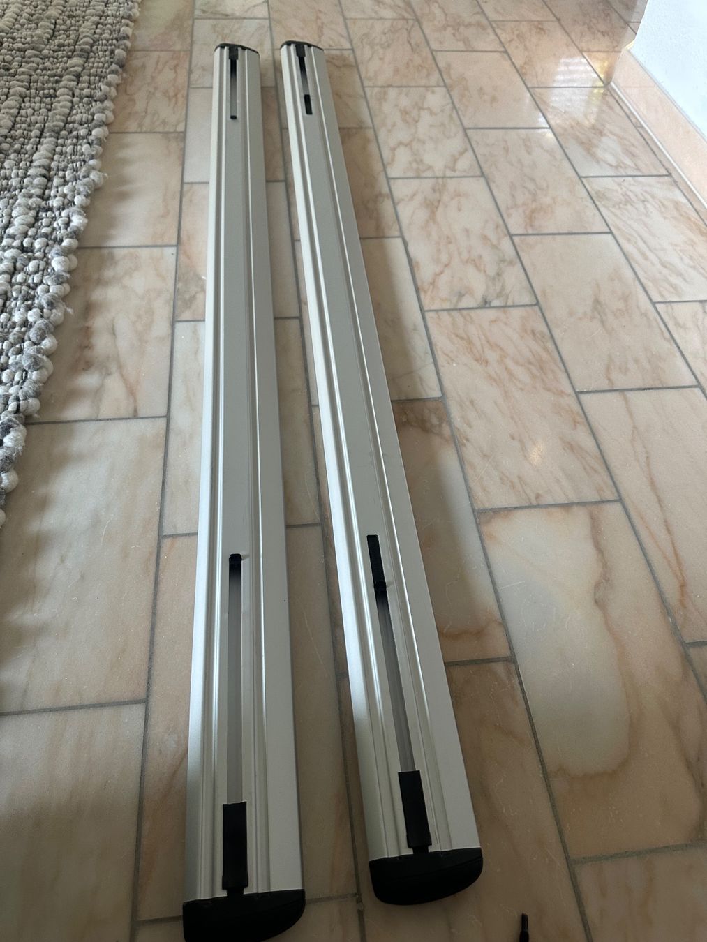 Thule Portapacchi: Thule WingBar Evo 127 – Usato da Küssnacht am Rigi venduto da melron1 1