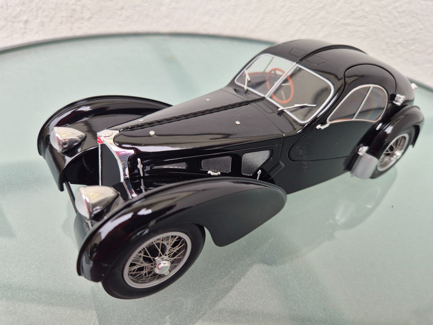 Bugatti Modellini d'auto: Bugatti Type 57 Atlantic von Solido; 1:18 – Usato da Oberbuchsiten venduto da laffite54 8