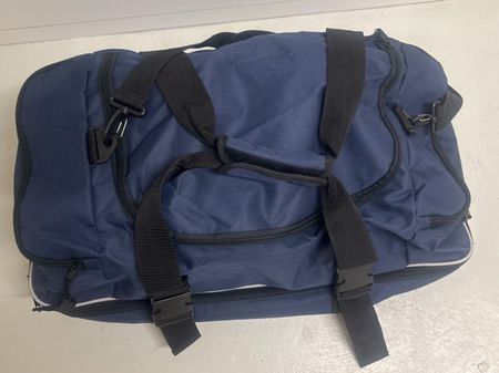 Reisetasche dunkelblau, viel Platz für Sport & Ferien!