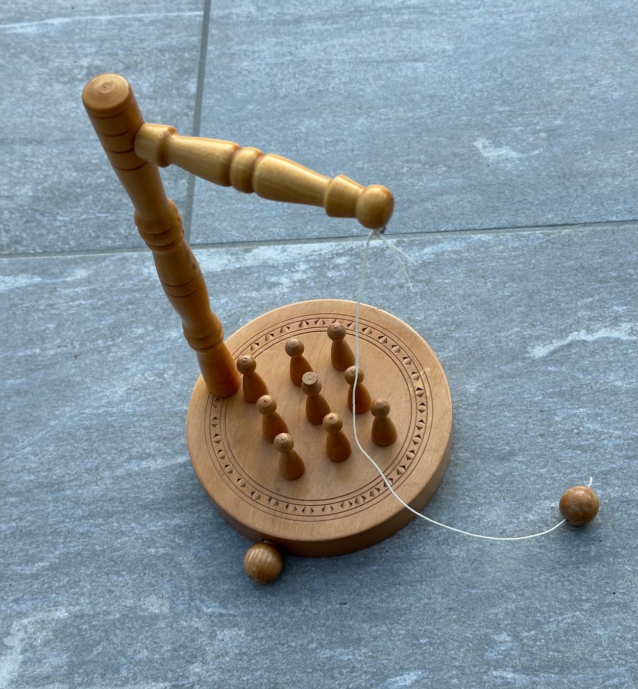 Spiele: Tischikegelspiel – Gebraucht aus Obstalden von Porco13