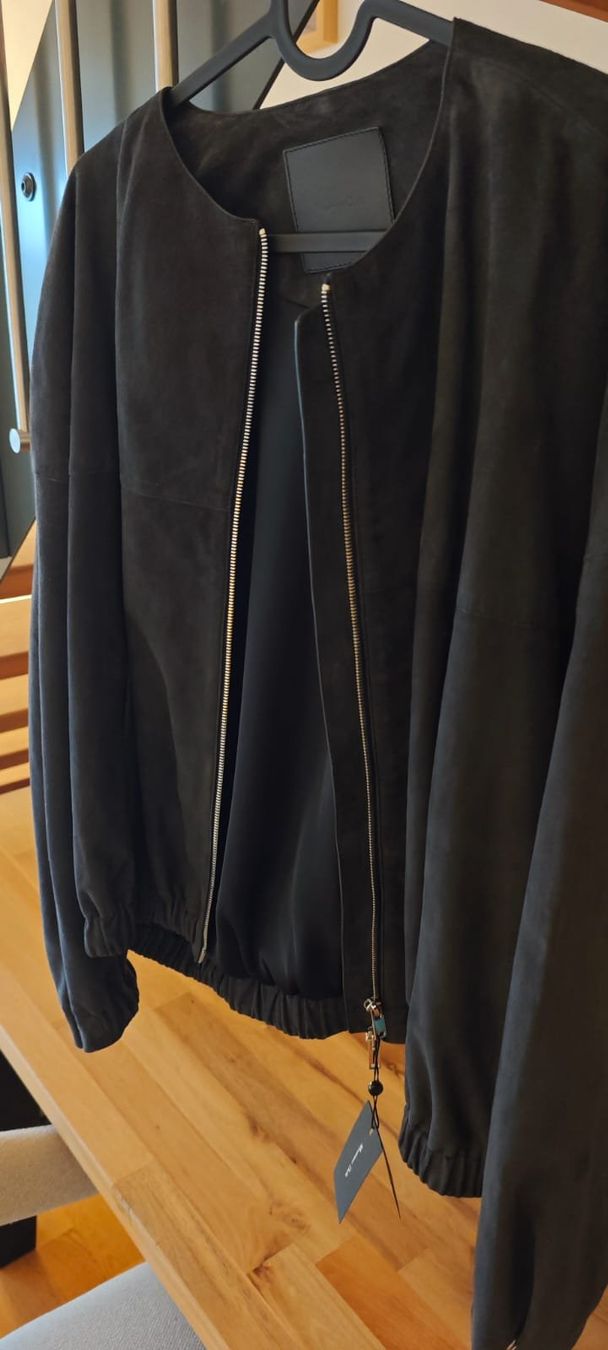 Massimo Dutti Giacche: Massimo Dutti Suede Jacket, Size M, – Nuovo e nell'imballaggio originale da Bonstetten venduto da aga_5x7x 2