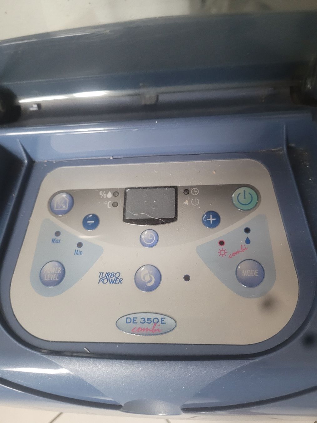 De'Longhi Déshumidificateurs: Luftentfeuchter – D'occasion à Ersigen par Stricklise 1