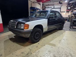 Mercedes-Benz 190E 2.6