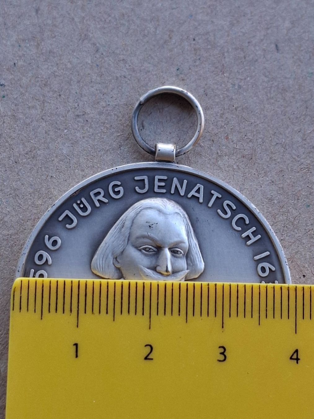 Medaglie: Jürg Jenatsch (L515) – Usato da Schwanden GL venduto da Suvorov 1