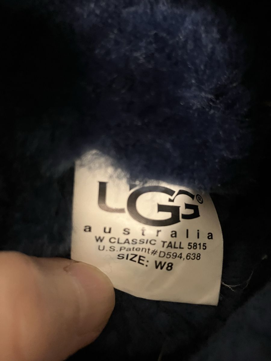 Ugg Scarpe da donna: Bottes UGG bleu marine 39 – Usato da Epalinges venduto da Tosca20 2