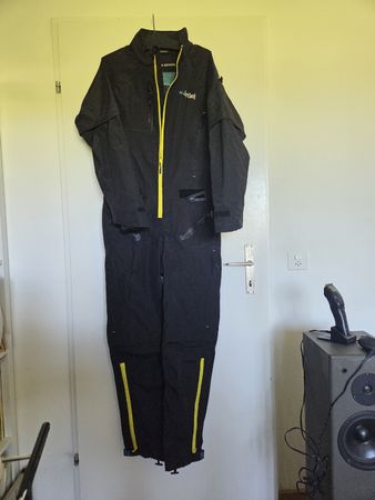 Regen- und Windschutz: dirtsuit SFD edition v.4.0, Grösse S