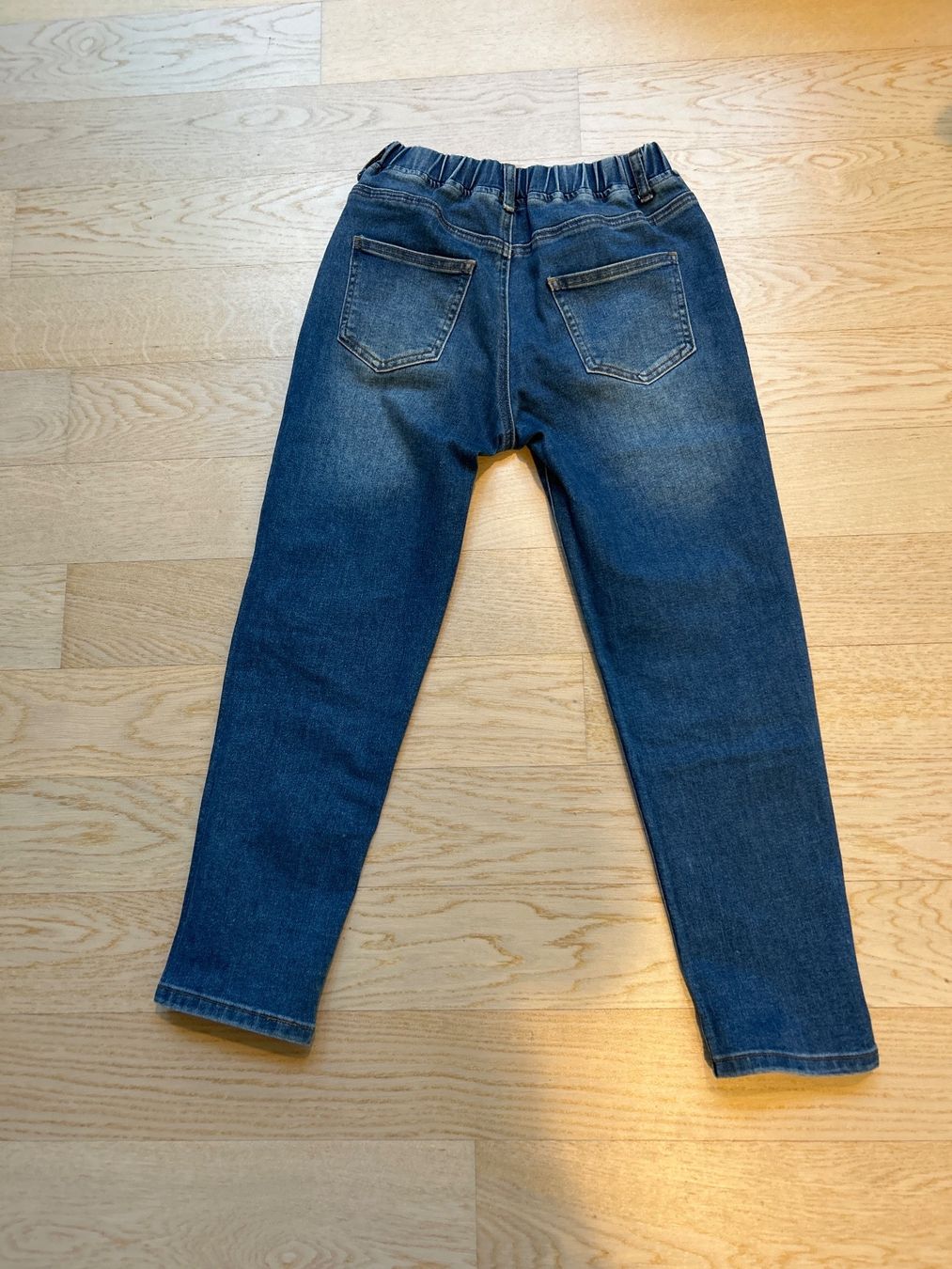 Jeans: Jeans Manor 140 – Usato da Muri AG venduto da Mkikus 2