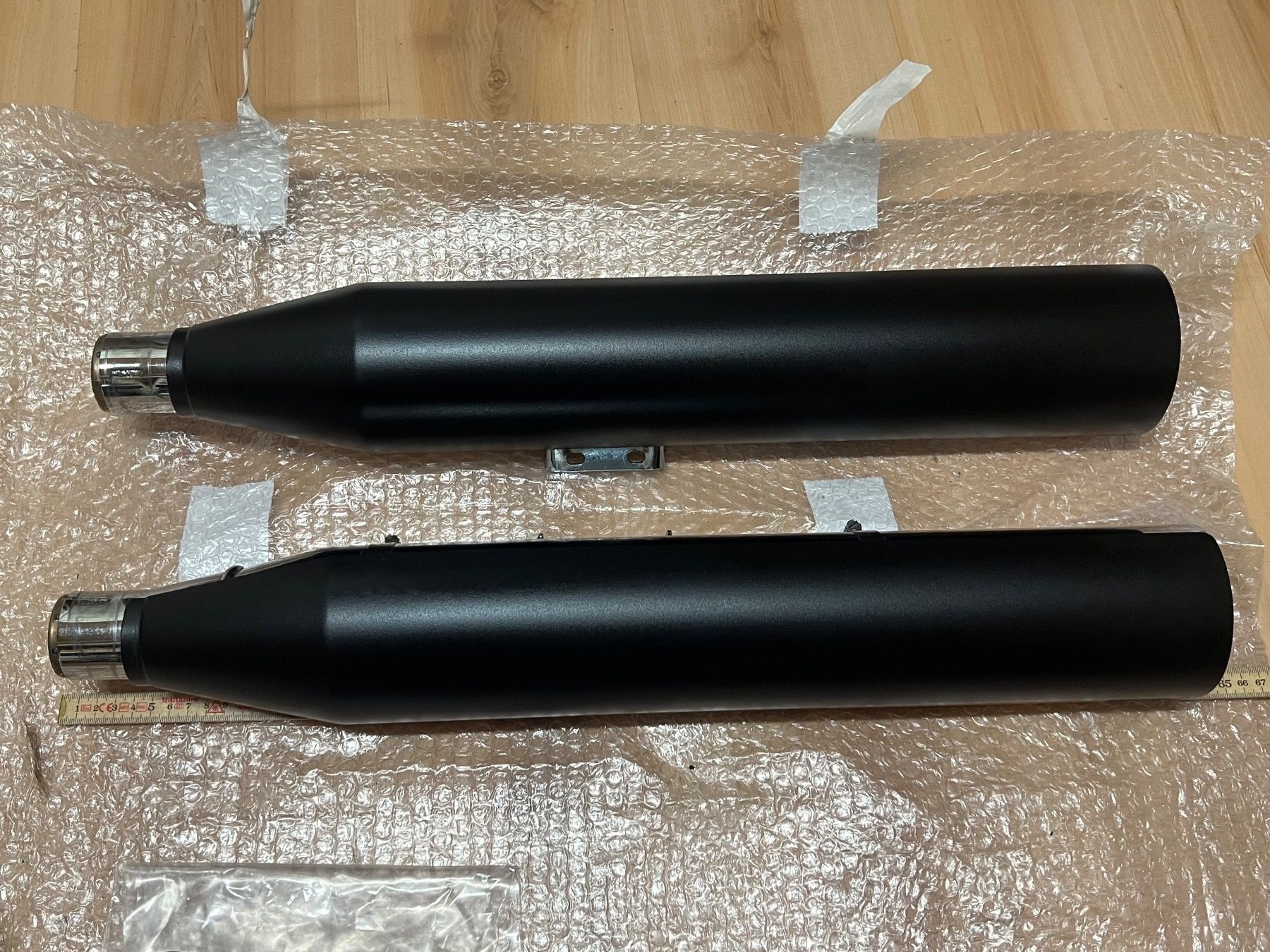 Harley-Davidson Sistemi di scarico: Harley Endschalldämpfer, Auspuff, original – Usato da Bubendorf venduto da Wildenstein02 1