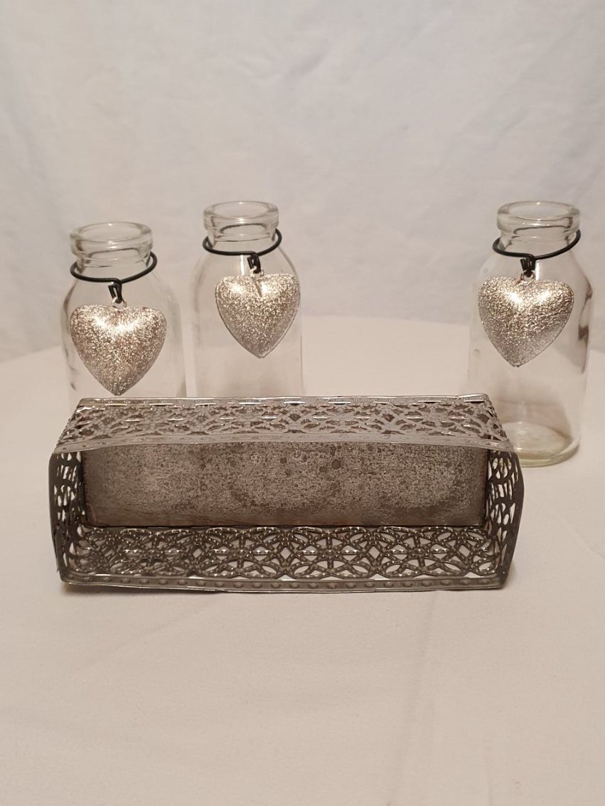 Toutes les décorations: 2 x Deko Körbchen mit 3 Gläsern – D'occasion à Läufelfingen par jac_vp95 1