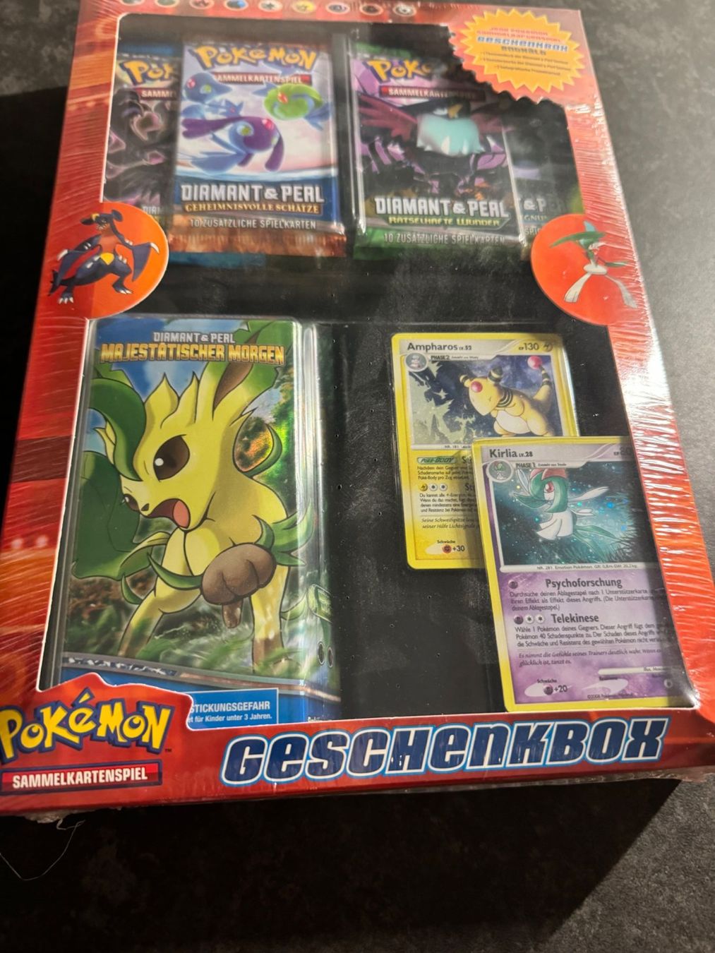 Pokémon Sammelbilder & Trading cards: Pokemon DP Geschenkbox DE – Neu und originalverpackt aus Winterthur von J-Keller87