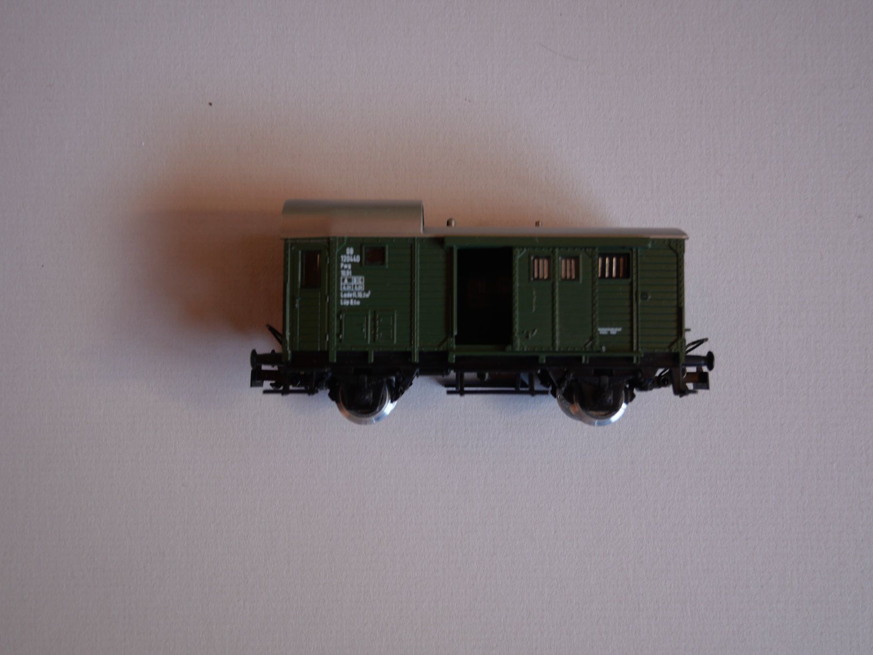 Märklin Modellini di ferrovie: Märklin - 4 Wagen – Usato da Grimisuat venduto da Valmonmusic 5