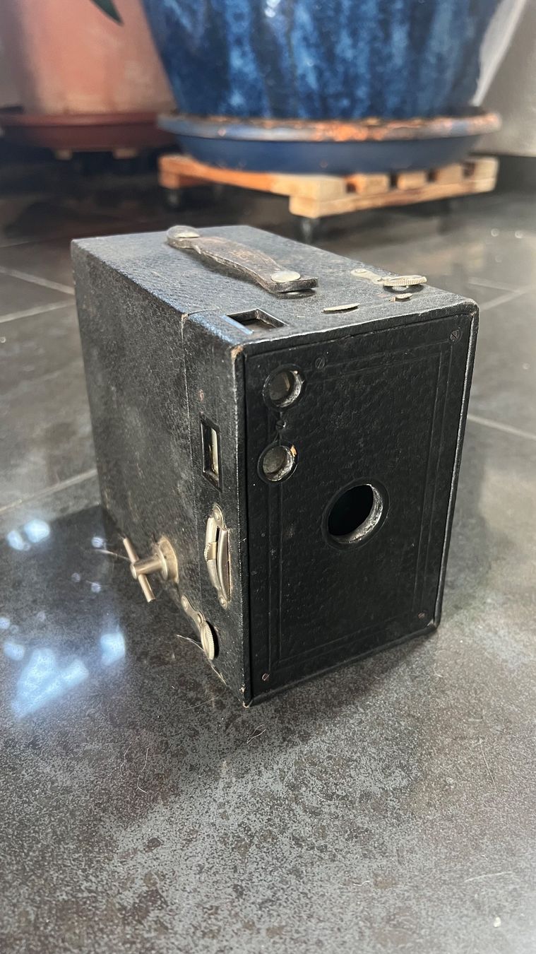 Kodak Fotocamera: Kodak Brownie 2A – Usato da Obergerlafingen venduto da peter-og 1