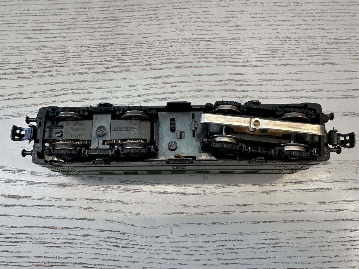 Märklin Modellini di ferrovie: Märklin 3036 ÖBB BR 1141 – Usato da Lupsingen venduto da New-Haven 5
