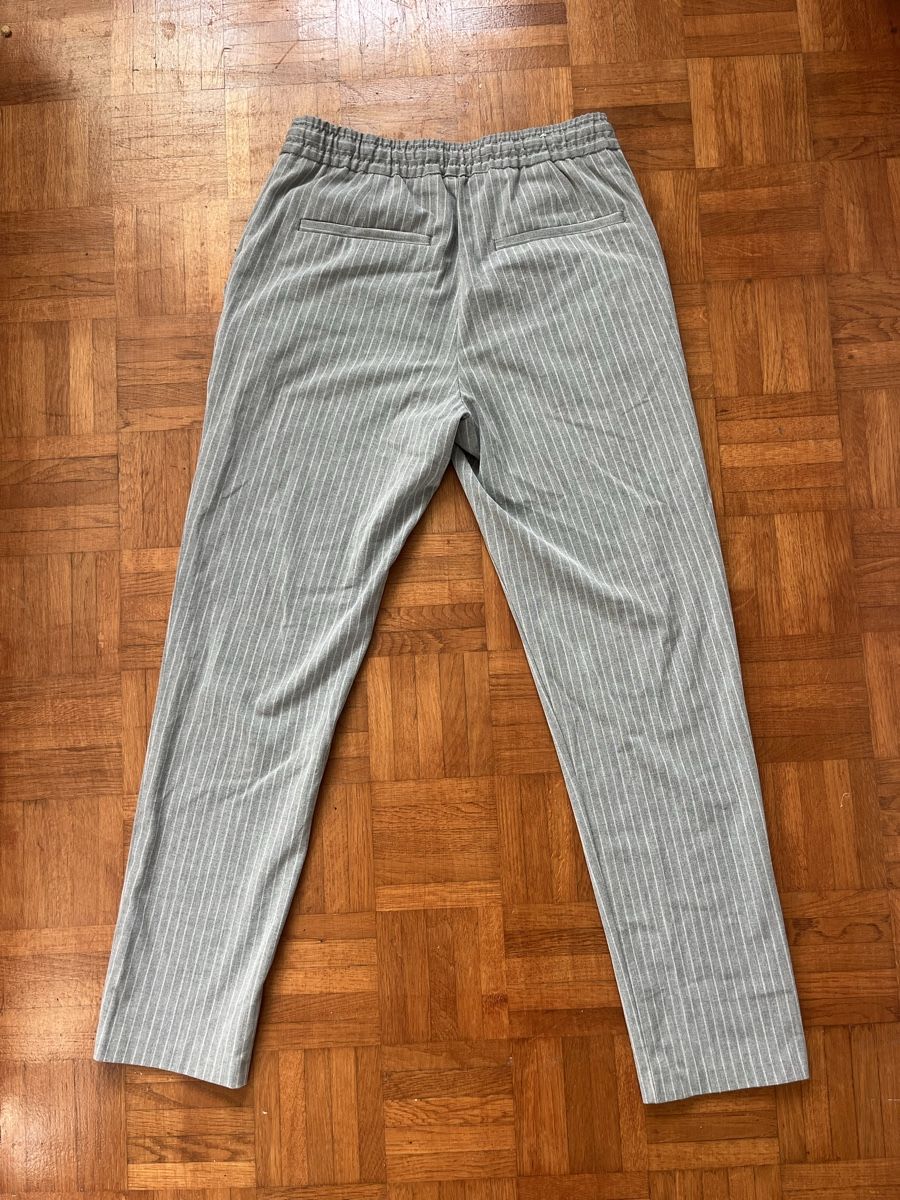 Zara Hosen: Pantalon Zara, taille S – Neu (gemäss Beschreibung) aus St-Prex von rom_ftd9 2