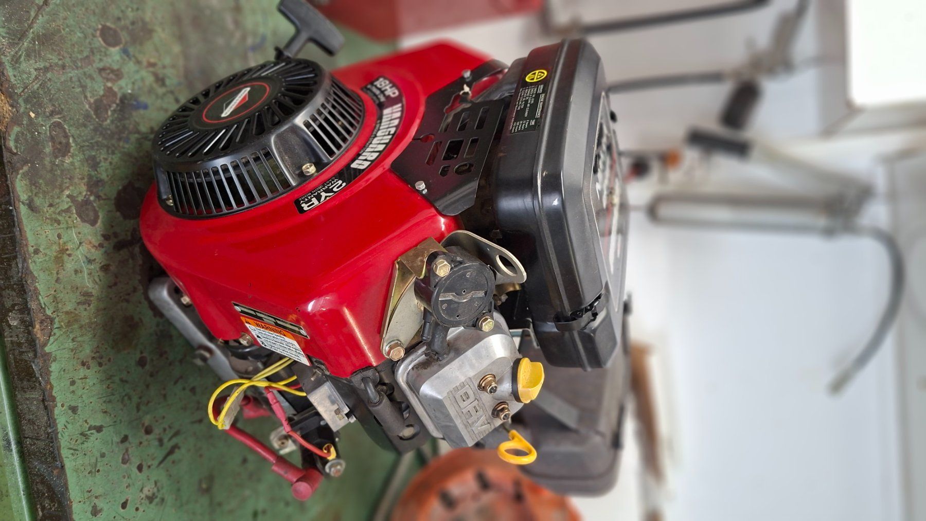 Motoren: Benzinmotor Vanguard 2 Zyl. 18PS – Gebraucht aus Grüt (Gossau ZH) von Auris1