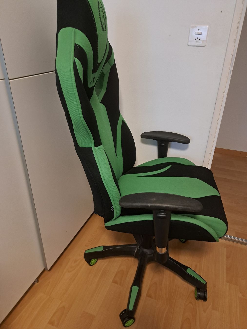 Sedie a rotelle: Gaming - Stuhl – Usato da Emmenbrücke venduto da Qalku.live.it 1