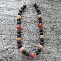 Edelsteinkette Lava und Achat