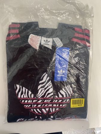 Adidas Pullover, Gr. S, Schwarz Neu mit Etikett
