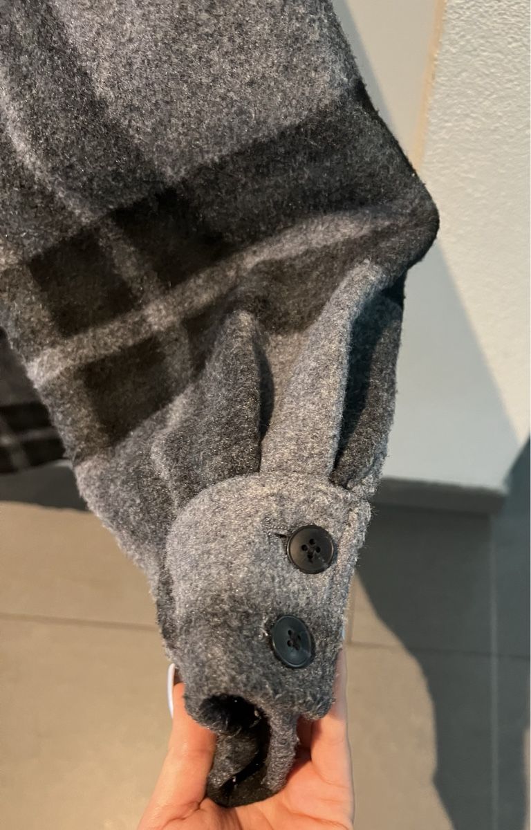 H&M Cappotti: Mantel Grau H&M grösse S/M – Usato da Wettingen venduto da Jaaani 2