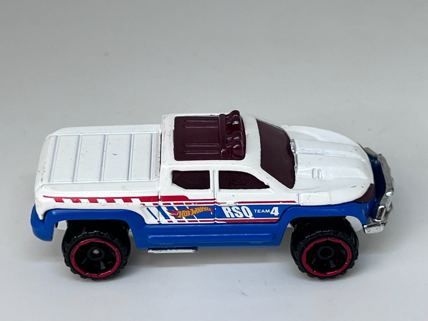 Hot Wheels Modellini d'auto: Hot Wheels Off-Duty #293 – Usato da Wildegg venduto da LaaBoutique 1