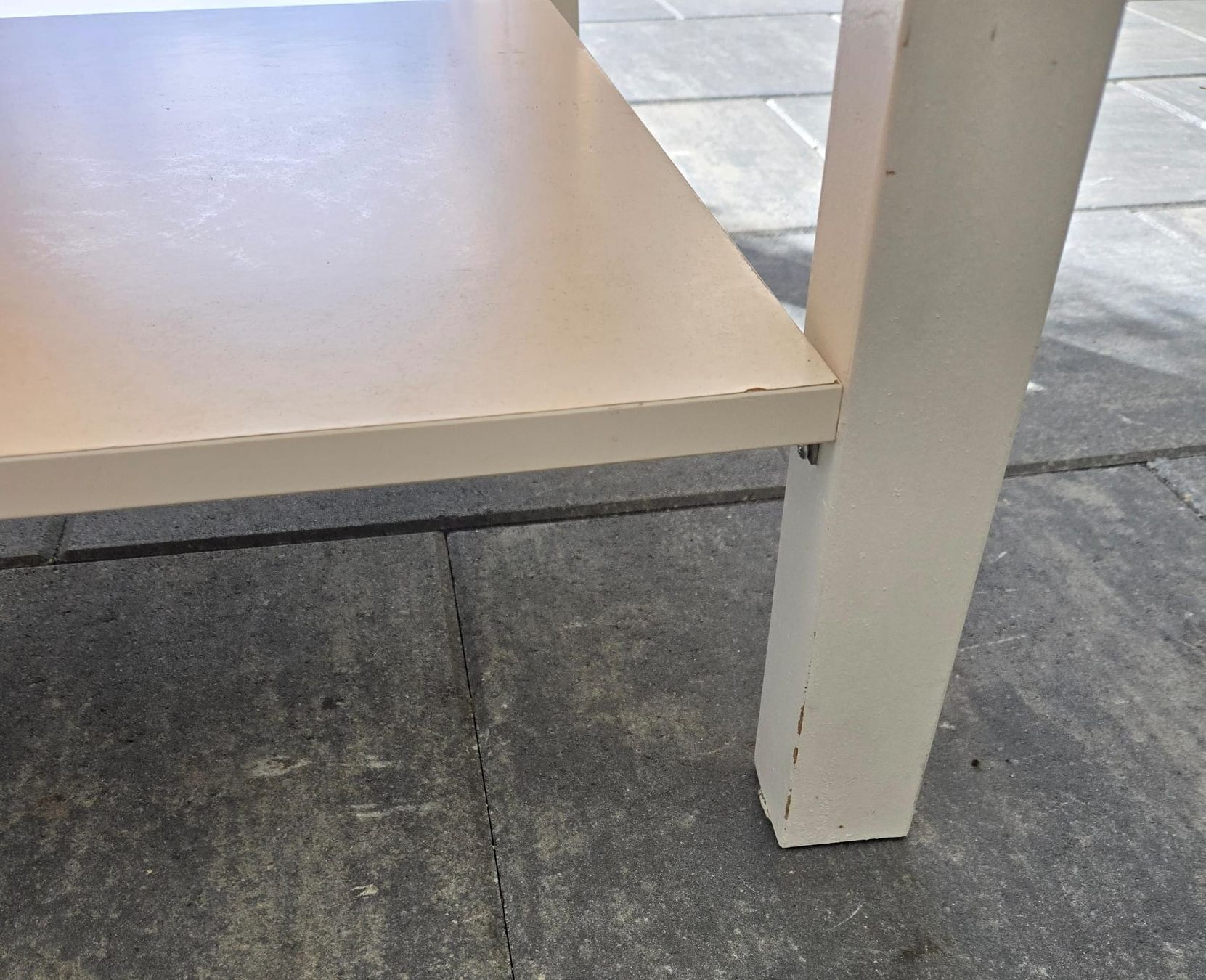 Tavoli: Schicker Sofatisch mit Mandala Muster – Usato da Rheinsulz venduto da Dred 6