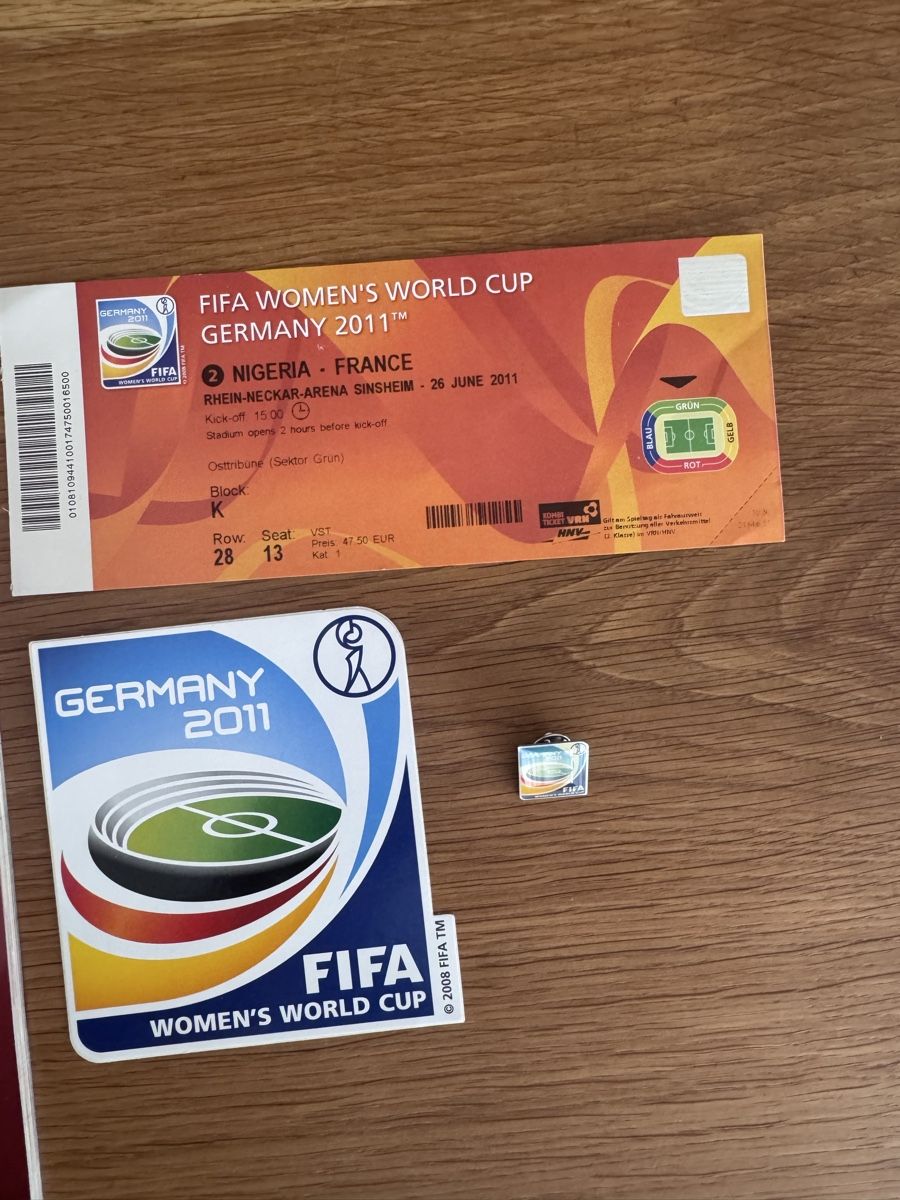Panini Album: Panini Frauen WM 2011 Sammlung – Usato da Emmen venduto da Panininho 7