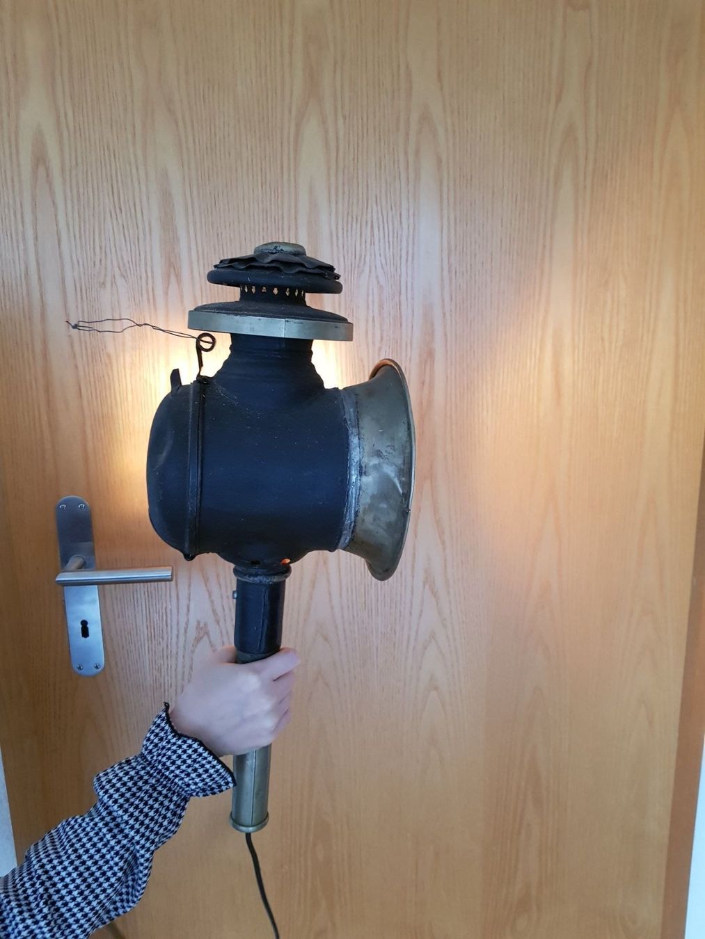 Lampade: antike Kutscherlampe Shabby Chic – Usato da Eichberg venduto da Land-Ei 2