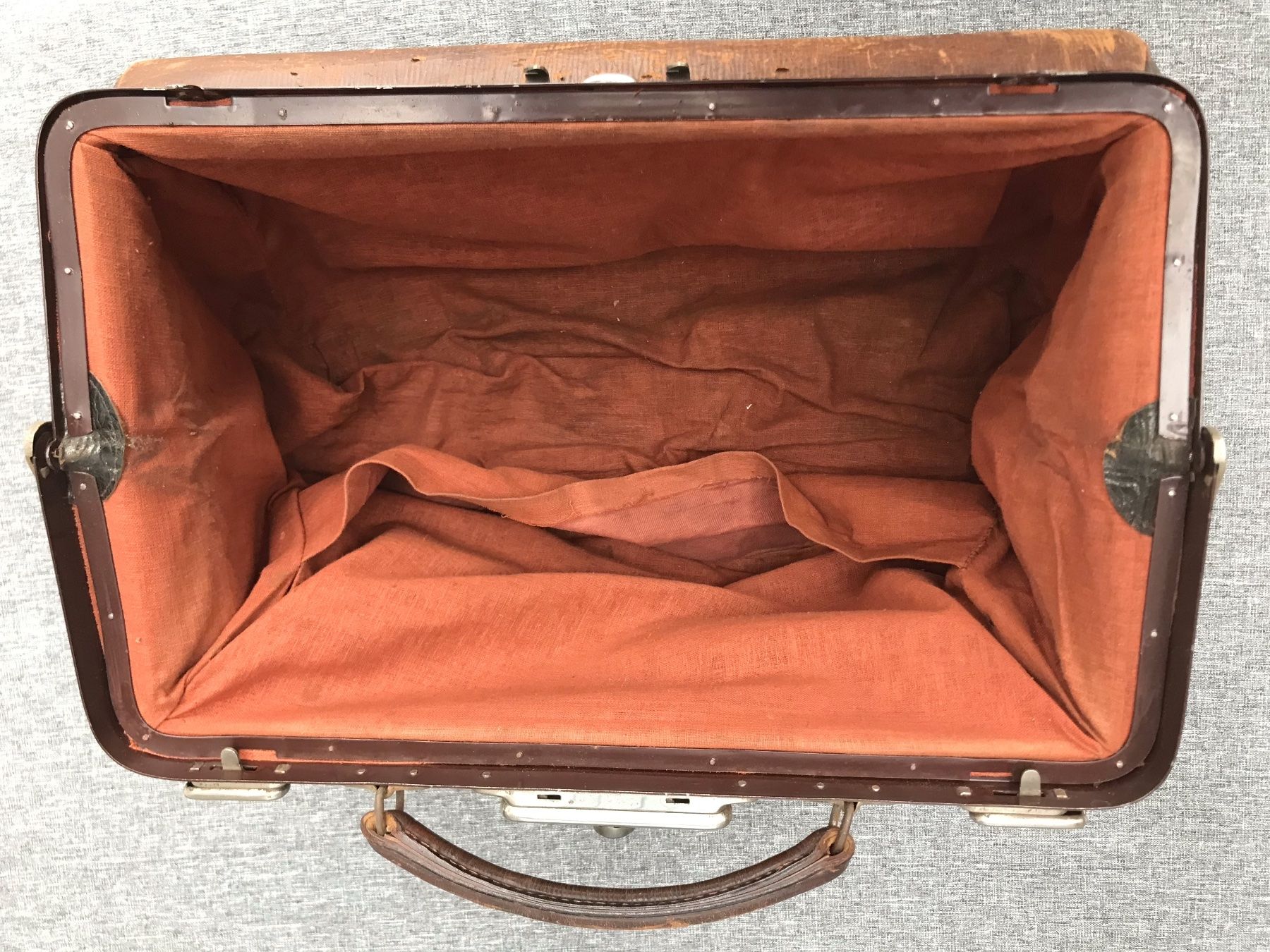 Borse: Ledertasche / Arzttasche Vintage – Usato da Fehraltorf venduto da moopli 7