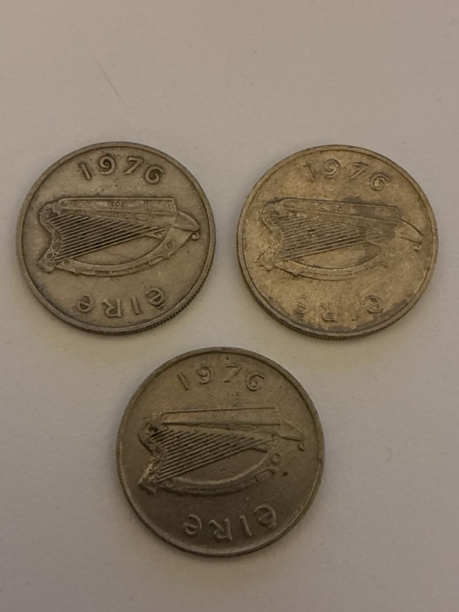 Tutti le monete: Nr. 24: 3 x 5 Pence, irisches Pfund, 1976 – Usato da Burgdorf venduto da Yakari5165