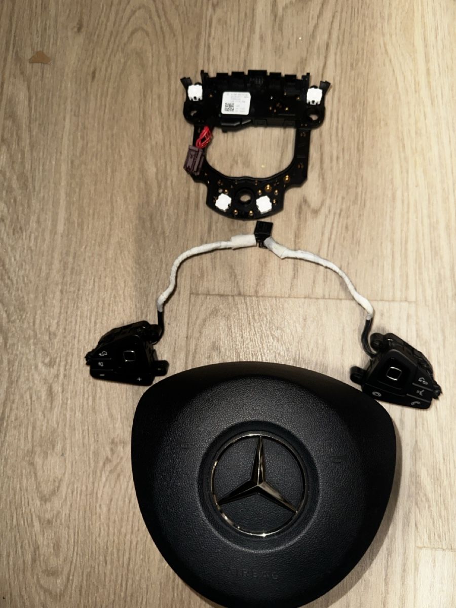 Mercedes-Benz Alle Autoersatzteile: Mercedes Benz W213 Lenkrad – Gebraucht aus Bern von J_yo 3