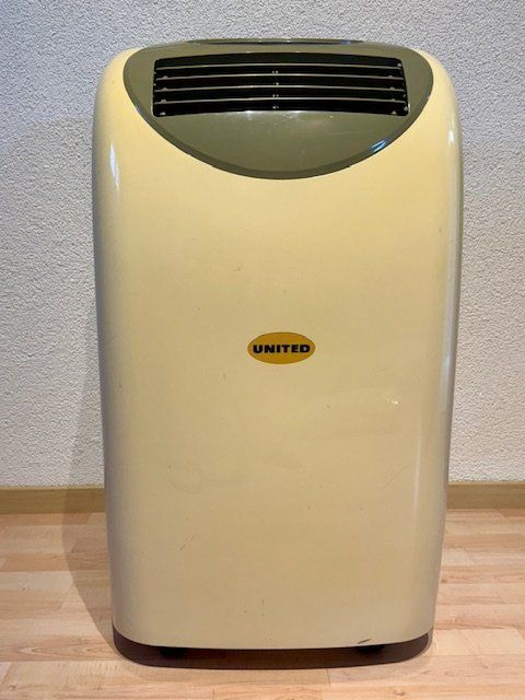 Solar Warnleuchte Doppelseitig Gelb | IP54 Wasserdicht | 200lm Für Baustellen Straßen