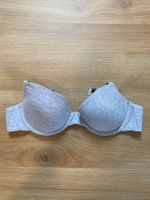 Soutien-gorge avec armature gris