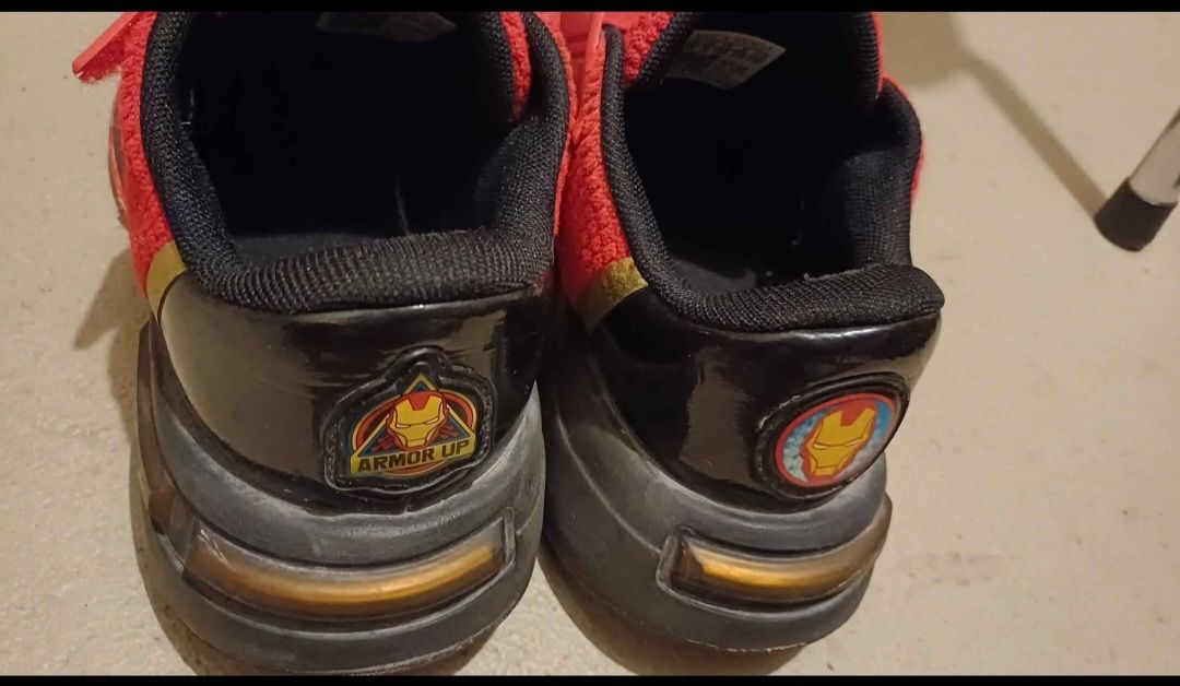 Adidas Scarpe per ragazzi: Kinder Schuhe – Usato da Wil SG venduto da ale_zd8r 1