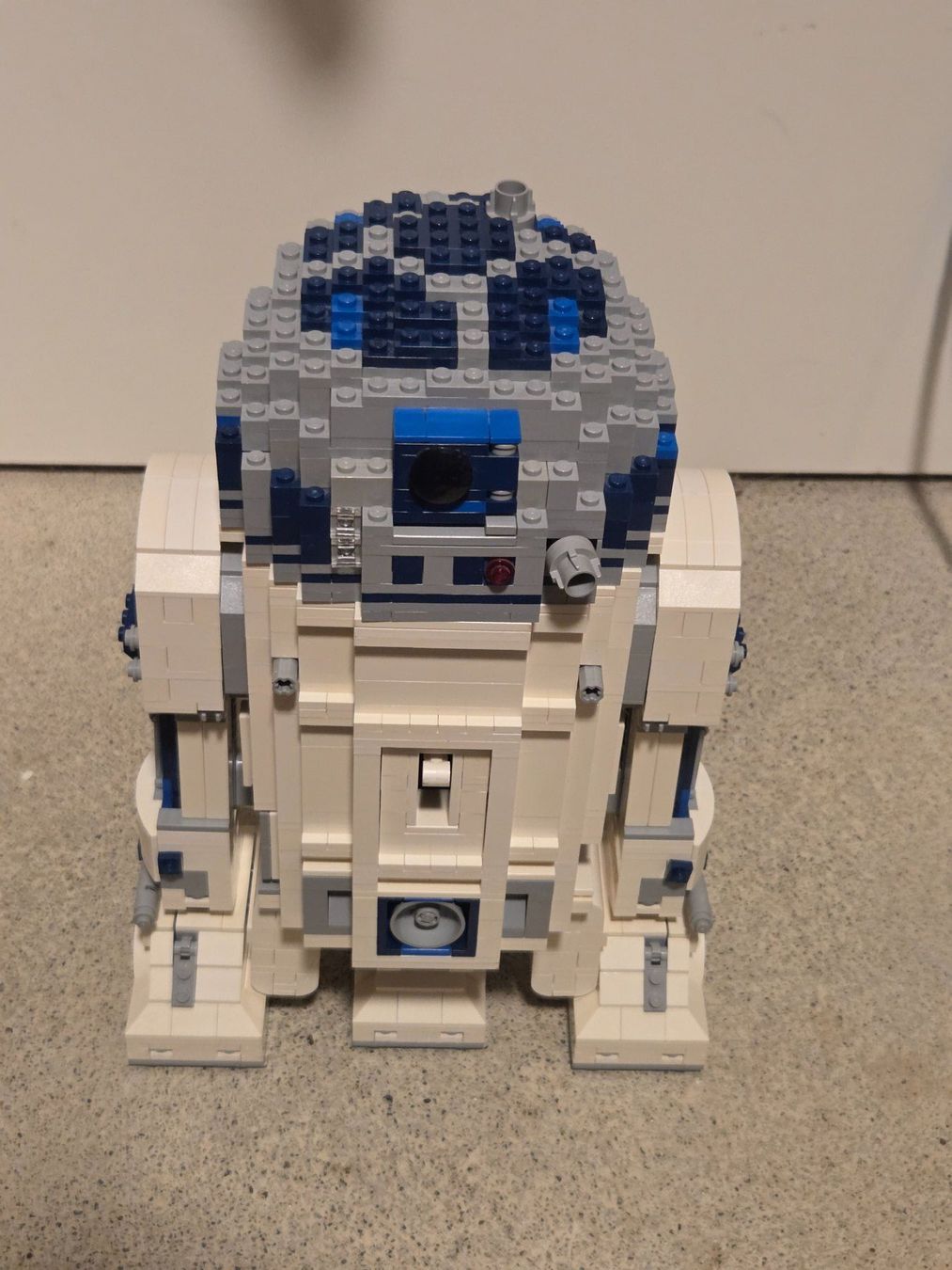 Lego Baukästen: Lego Star Wars R2-D2 Set 10225 – Neu (gemäss Beschreibung) aus Dürrenäsch von JFAS
