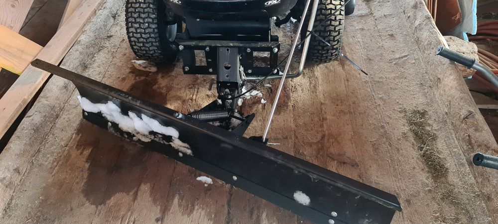 Schneeschild für Rasentraktor Acheter sur Ricardo