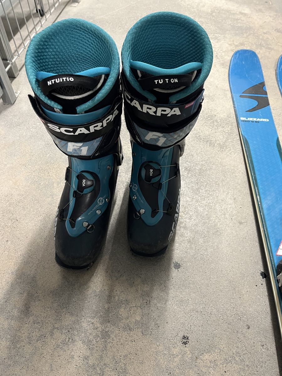 Blizzard Sci: Vends pack ski et chaussures de randonnée – Usato da Zürich venduto da lou_6x9b 4